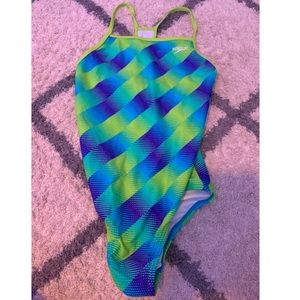 Speedo swimsuit NEVER WORN - size 14 girls